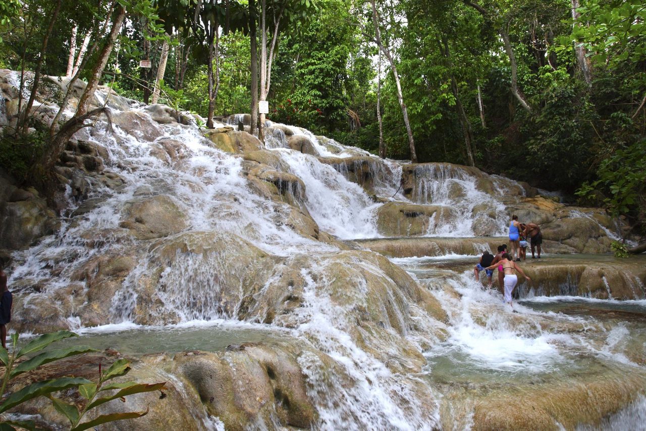 Ocho Rios Rivers Ocho Rios, Jamajka, Karibské more, Destinácie, Plavby loďou po celom ...