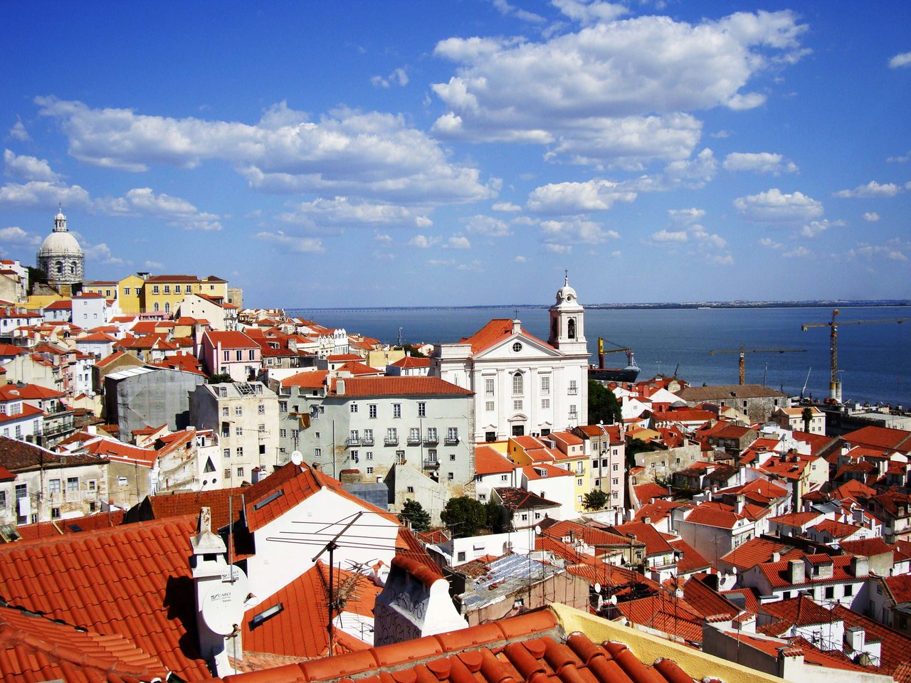 Lisabon Portugalsko Severny Atlanticky Ocean Destinacie Plavby Lodou Po Celom Svete Pt Tours