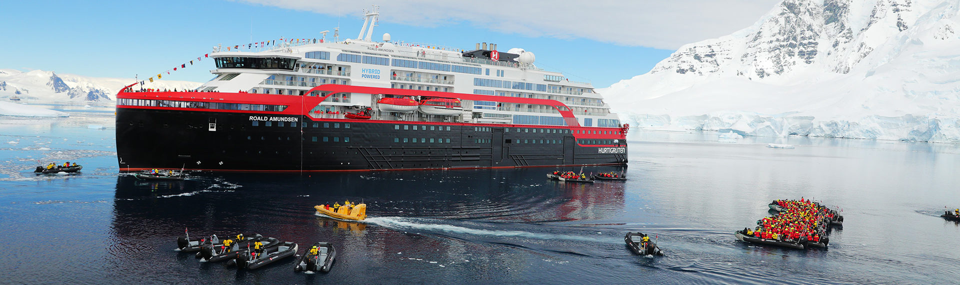 Pomenovaná na ľade – ľadom: batériami poháňaná hybridná loď sa stala prvým plavidlom pomenovaným na Antarktíde