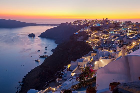 Západ slnka pri súostroví Santorini
