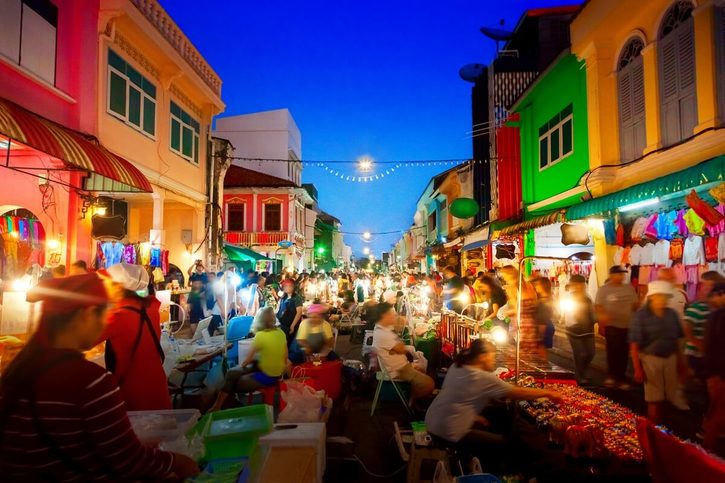Phuket – Nočný trh Walking Street.