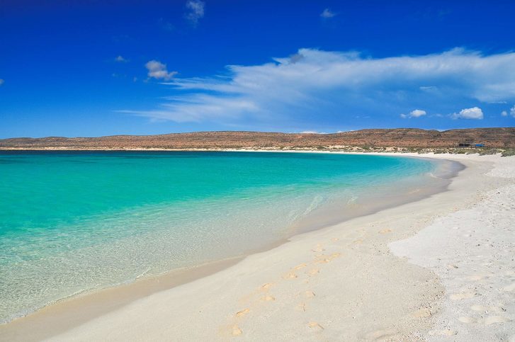 Tyrkysová zátoka v národním parku cape Range poblíž Exmouthu v západní Austrálii