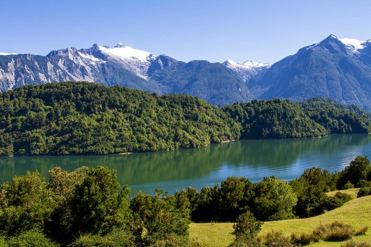 Pohled na přírodu v Puerto Chacabuco, Chile