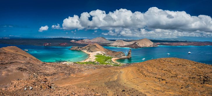 Ostrov Bartolomé je sopečný ostrůvek na Galapágských ostrovech s úžasným výhledem na vrcholky.