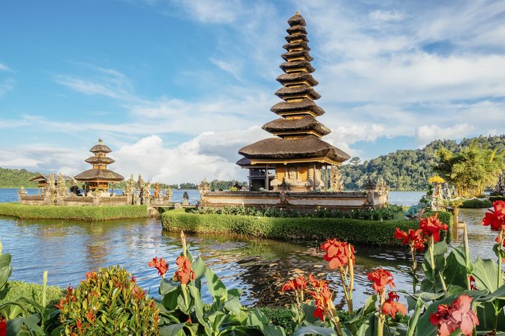Pura Ulun Danu Bratan chrám na Bali