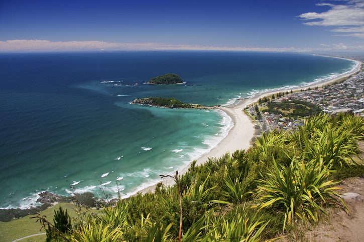 Pohled na pobřeží v Tauranga, Nový Zéland