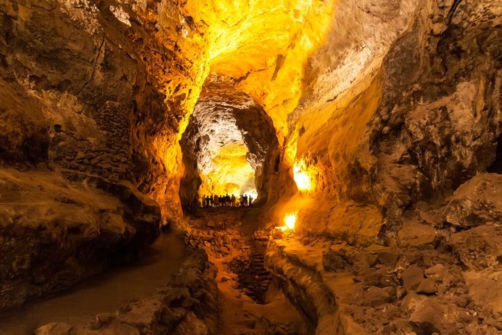Lanzarote – Sopečná jaskyňa Cueva de los Verdes.