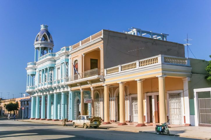 Ferrer Palace, starý luxusní dům nyní Muzeum, nachází se vedle Marti parku v Cienfuegos
