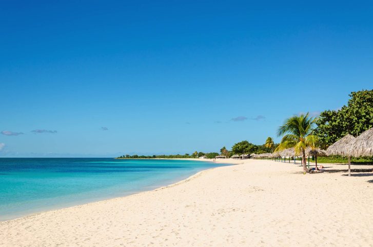 Pláž Ancón – Vyrazte se vykoupat na nádhernou pláž s bílým pískem, Trinidad, Kuba