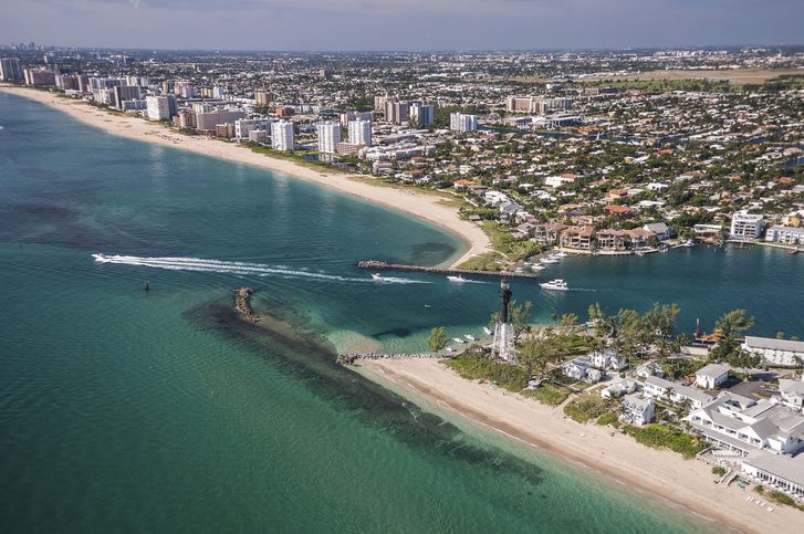 Letecký pohled na pobřeží Fort Lauderdale