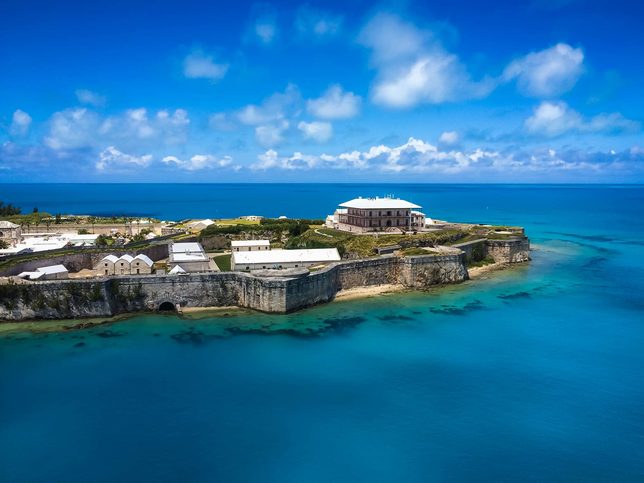 Royal Naval Dockyard - jedna z nejoblíbenějších destinací Bermud