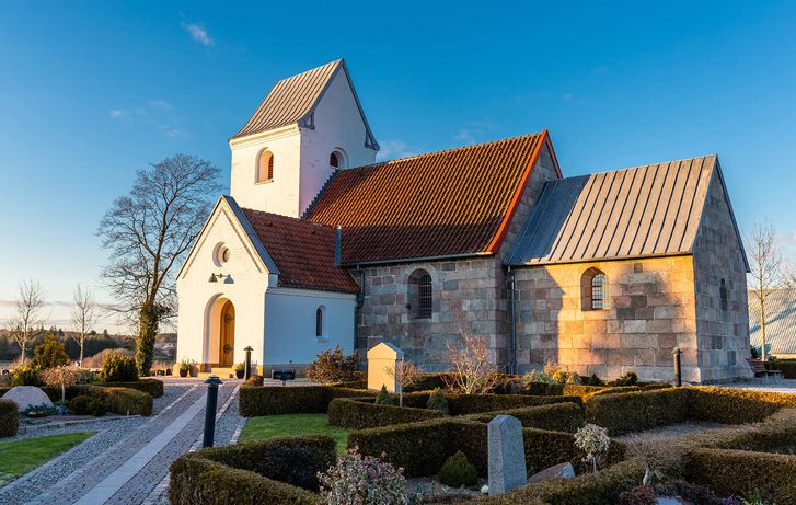 Dánský vesnický kostel v Dall