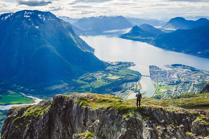 Panoramatický výhled na Andalsnes