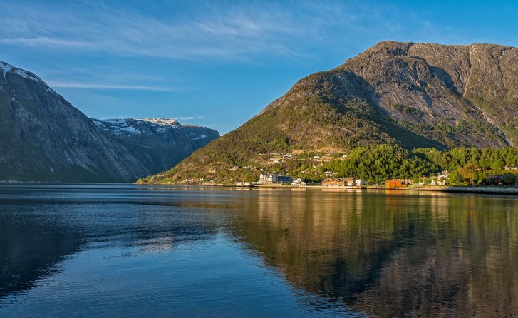 Krásná krajina ve městě Eidfjord