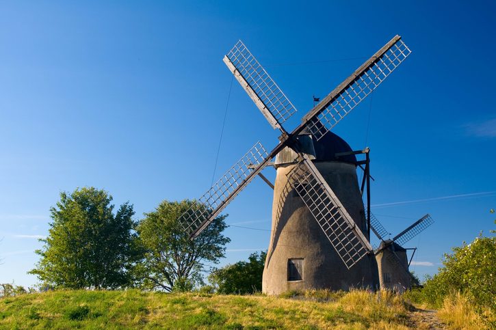Starý větrný mlýn ve Visby, Švédsko