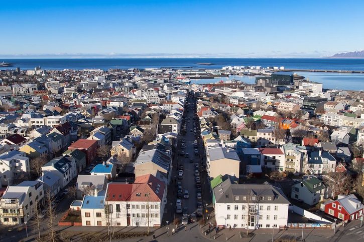 Pohľad na Reykjavík z veže kostola Hallgrímskirkja