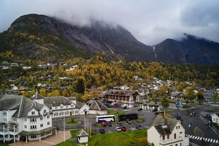 Eidfjord – mesto počas jesene