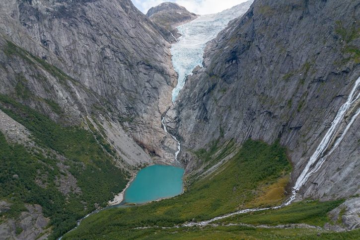 Olden - Briksdalsbreen 