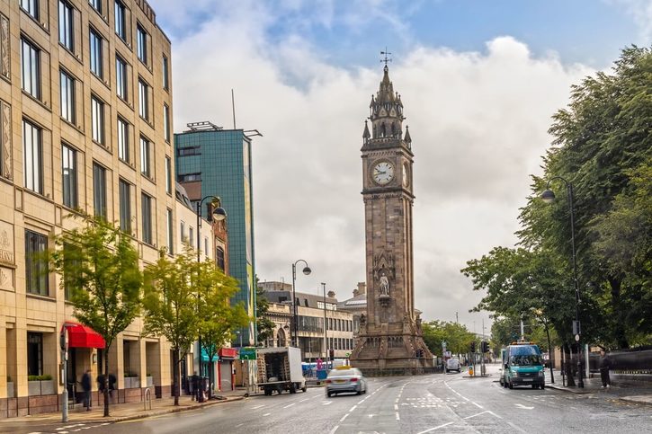 Belfast – Hodinová veža (Albert Memorial Clock Tower)