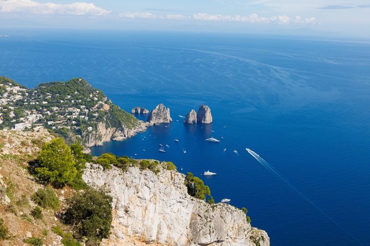 Capri – Výhľad na južné pobrežie Anacapri.