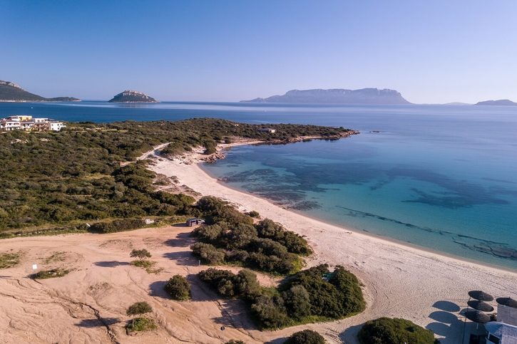 Golfo Aranci - Letecký pohľad na Spiaggia Bianca
