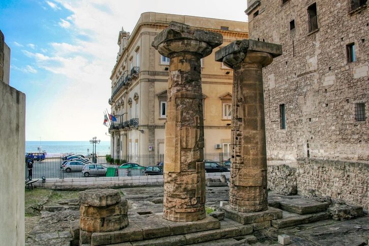 Zvyšné stĺpy Poseidónovho chrámu v Tarente