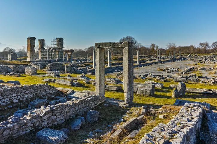 Kavala – Ruiny vchodu v archeologickej oblasti starovekých Philippi Kavala – Ruiny vchodu v archeologickej oblasti starovekých Philippi