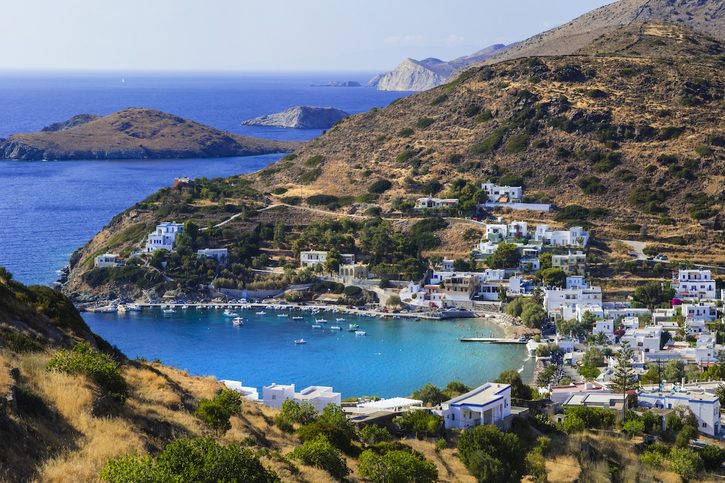 Syros - Dedinka Kini