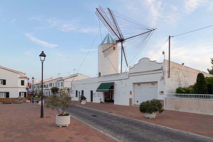 Mahon – pôvodný veterný mlyn Moli de Dalt Mahon – pôvodný veterný mlyn Moli de Dalt