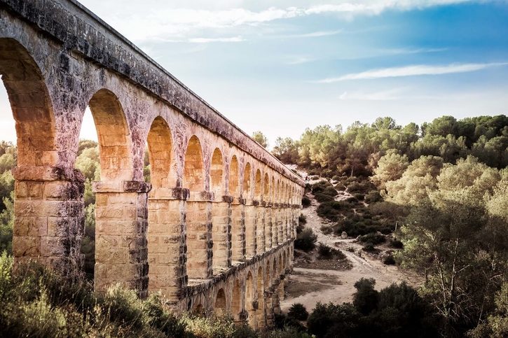 Tarragona – Oblúky starého kamenného rímskeho akvaduktu
