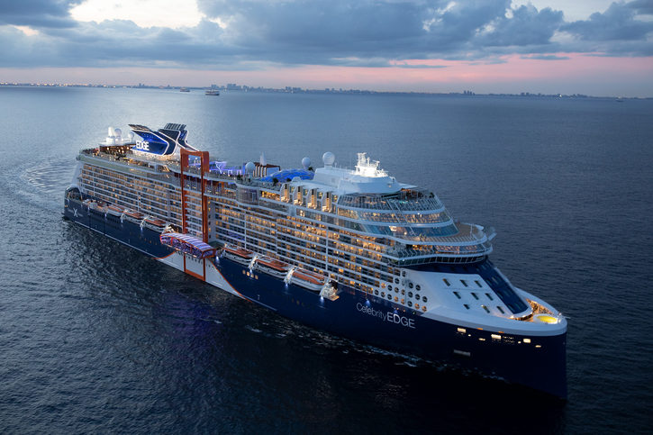 Celebrity edge - EG18-AerialsNightFLL310