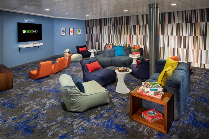 Teen Lounge - Celebrity Silhouette