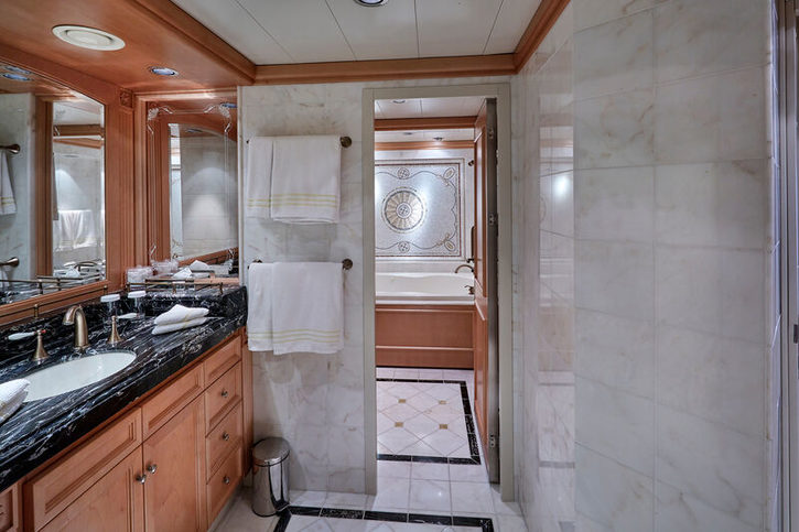 Grand Suite, koupelna - Queen Elizabeth