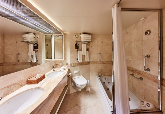 Queens Suite, koupelna - Queen Elizabeth