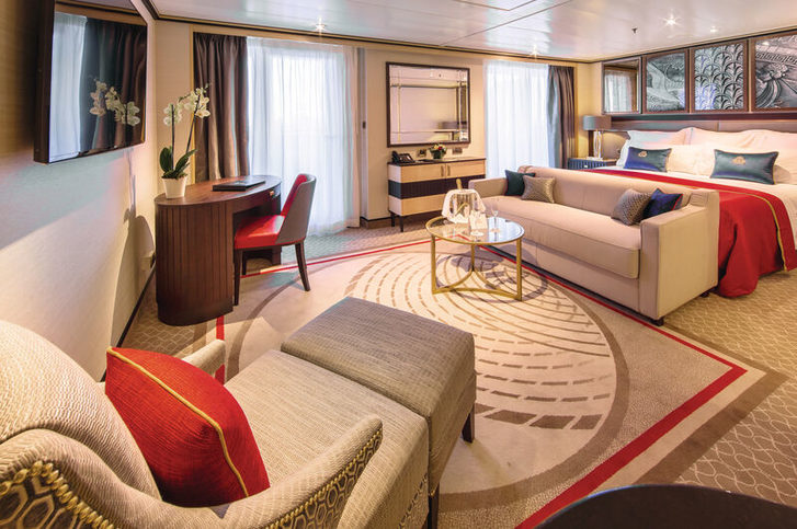 Queens Suite - Queen Mary 2