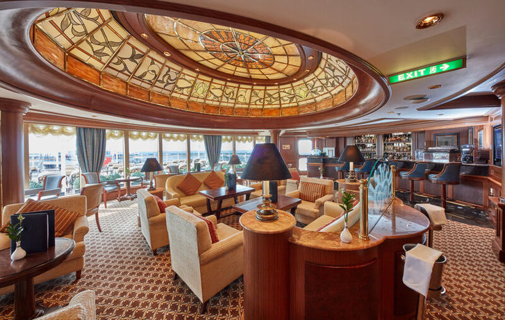 Grill Lounge - Queen Victoria