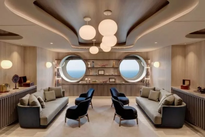Med Yacht Club - Explora II