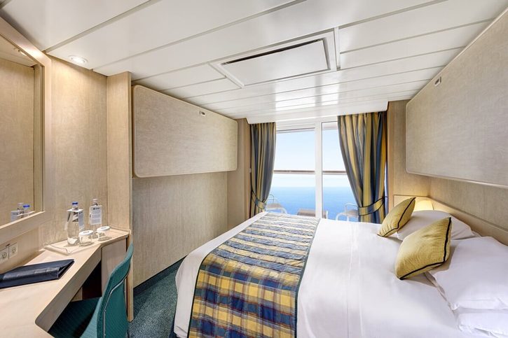 Trojlôžková kajuta s balkónom (BM1) – MSC Armonia