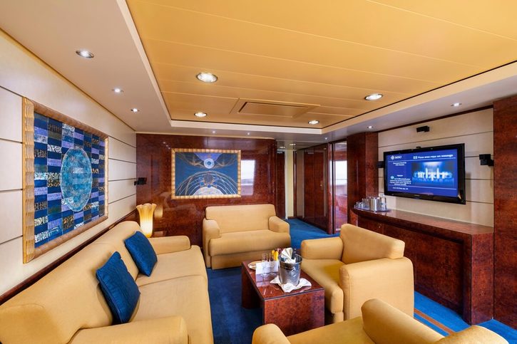 Trojlôžkové rodinné apartmá Executive Suite (YC2) – MSC Fantasia