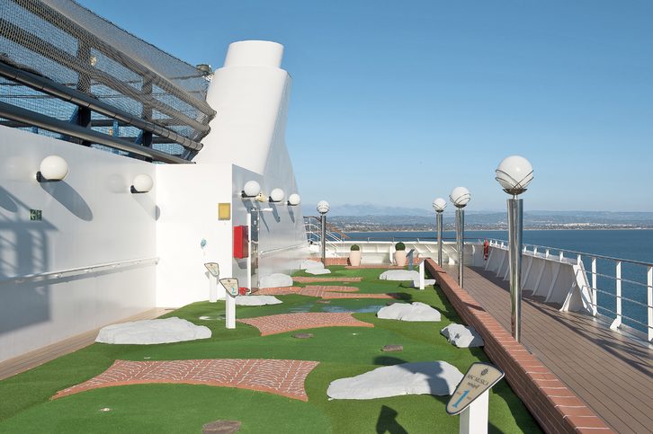 Minigolf - MSC Musica