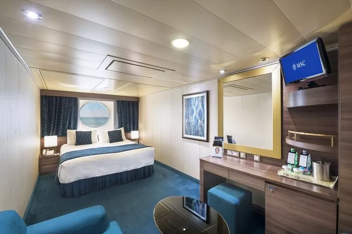 Dvoulůžková kajuta s oknem - MSC Splendida
