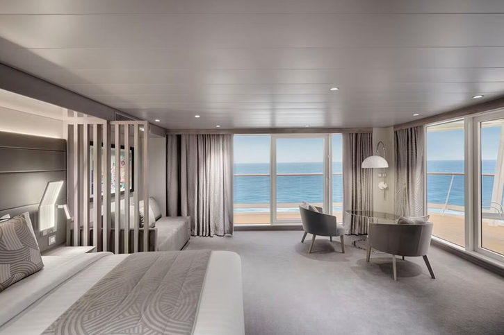 Apartmá Grand Suite Aurea s terasou a vířivkou (SXJ) - MSC World Asia