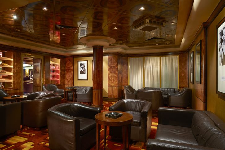 Corona Cigar Room - Norwegian Gem