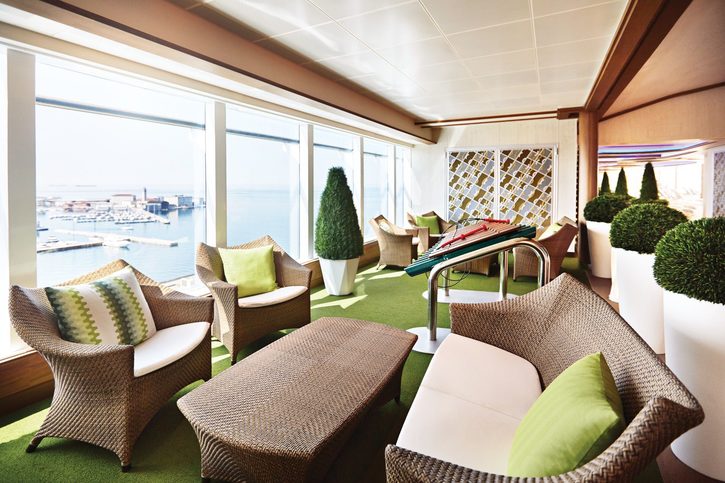 Hollywood Conservatory - Majestic Princess
