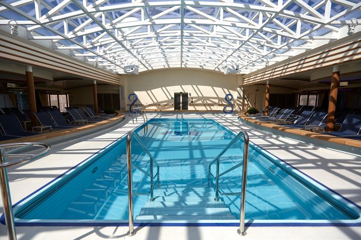 Hollywood Pool Club - Majestic Princess