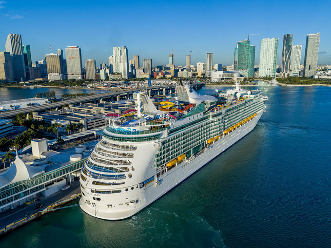 Navigator of the seas - 1551378705_RCI-NV-SkyLabs-DJI-0033-EDIT