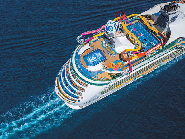 Navigator of the seas - RCI_NV_OOH_032019_J&D_DP_1_Aerial_5705_RET_CMYK