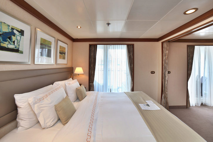 Apartmá - silversea-ship-silver-wind-silver-suite-01