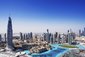 Pohled na centrum Dubaje a Dubai Fountain - Největší tančící fontána na světě spolkne 83 tisíc litrů vody