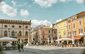 Krásný výhled na slavné náměstí Piazza del Popolo s historickým Palazzetto Veneziano v historickém centru města Ravenna, Itálie